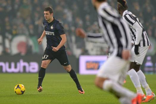 Kuzmanovic tiene palla. LaPresse